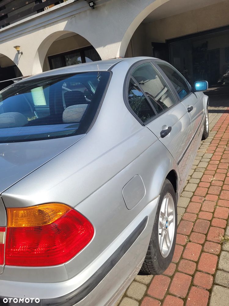 BMW Seria 3 2000 photo 4