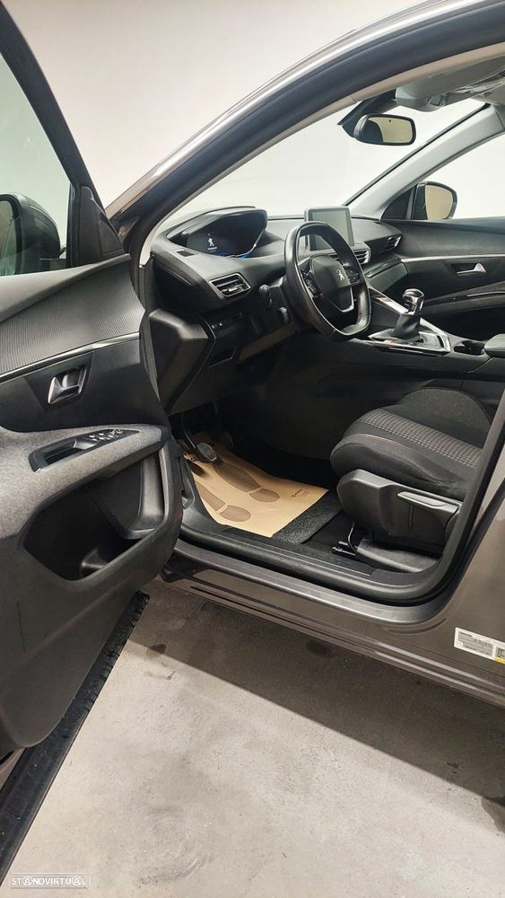 Peugeot 5008 1.5 BlueHDi Active Pack - 19