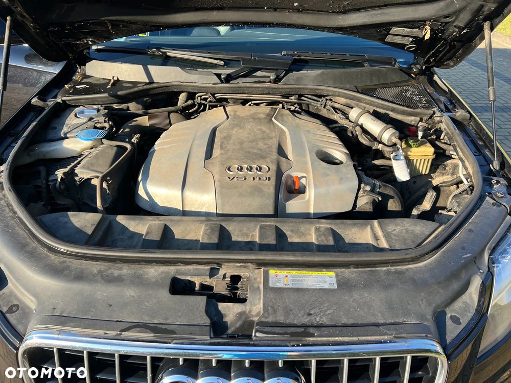 Audi Q7 3.0 TDI DPF Quattro Tiptronic - 26