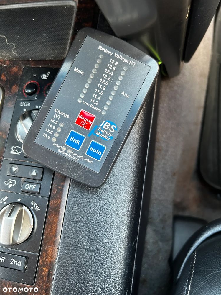 Toyota Land Cruiser - 7