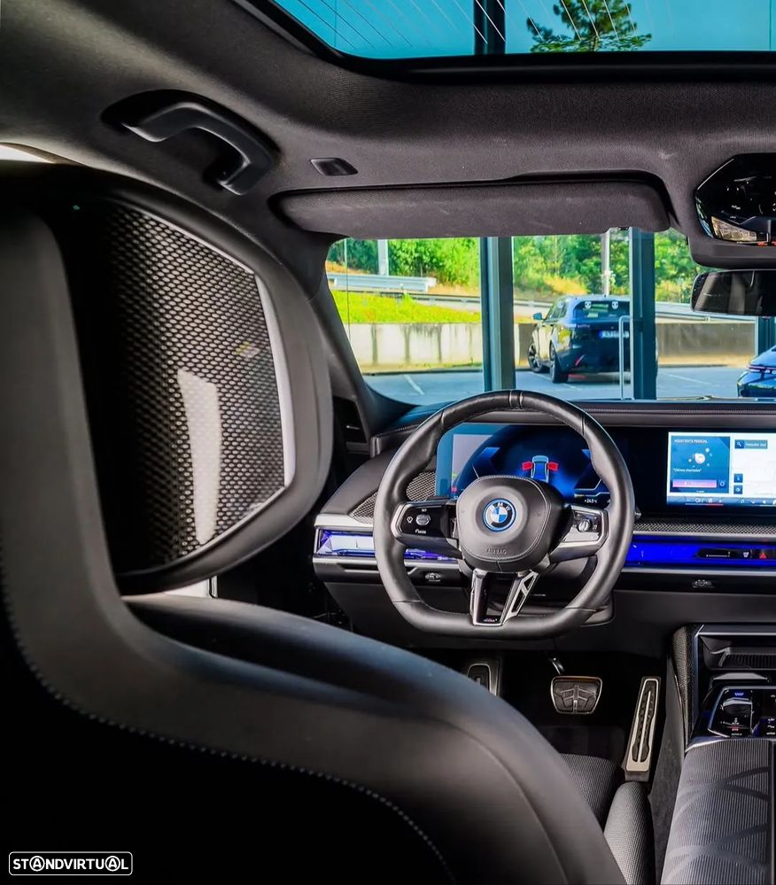 BMW i7 xDrive60 Pack Desportivo M Pro - 3
