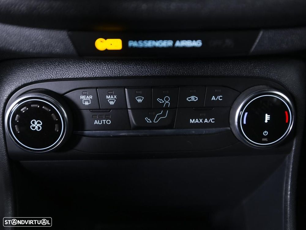 Ford Fiesta 1.0 EcoBoost ST-Line - 24