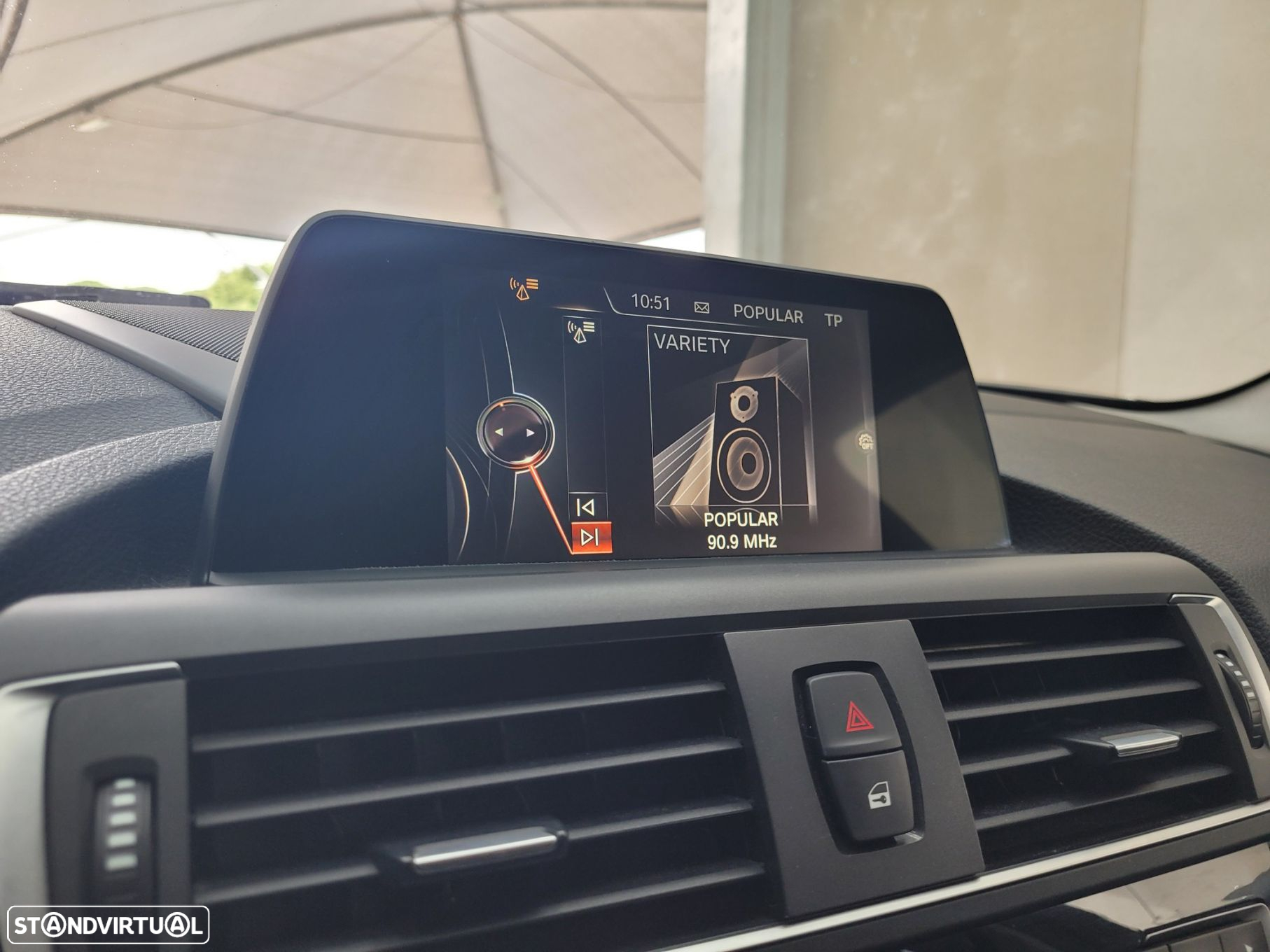 BMW 116 d Line Urban - 26