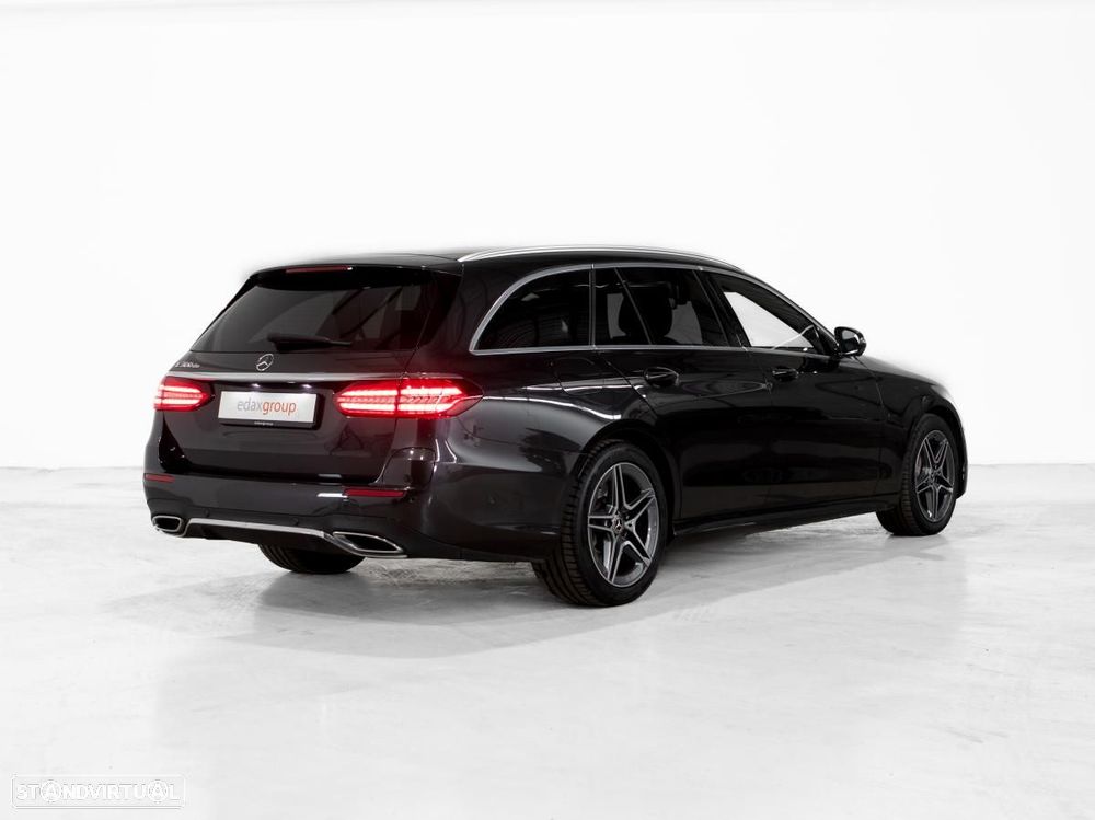 Mercedes-Benz E 300 de AMG Line - 3