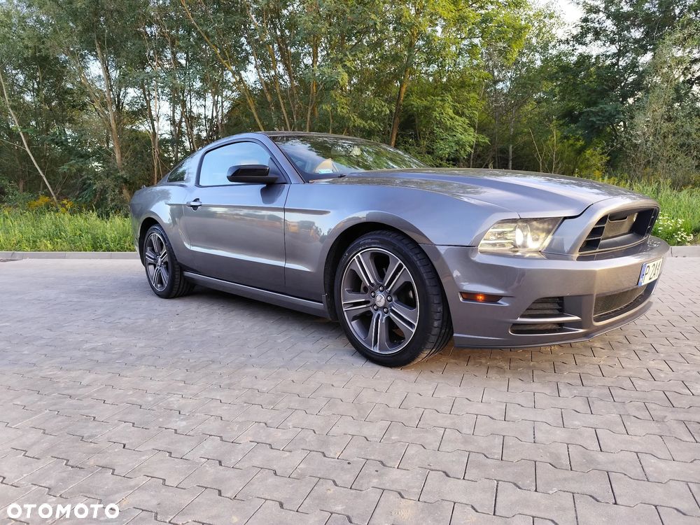 Ford Mustang 3.7 V6 Premium - 1