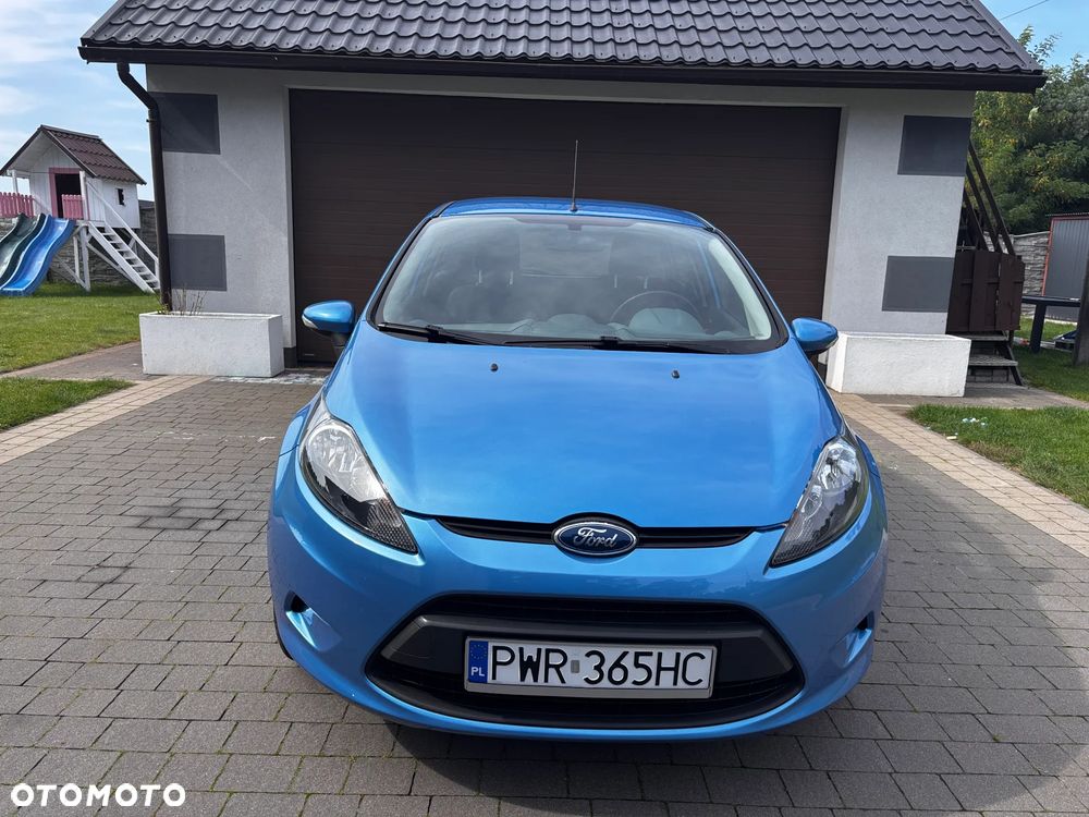 Ford Fiesta 1.25 Ambiente - 2