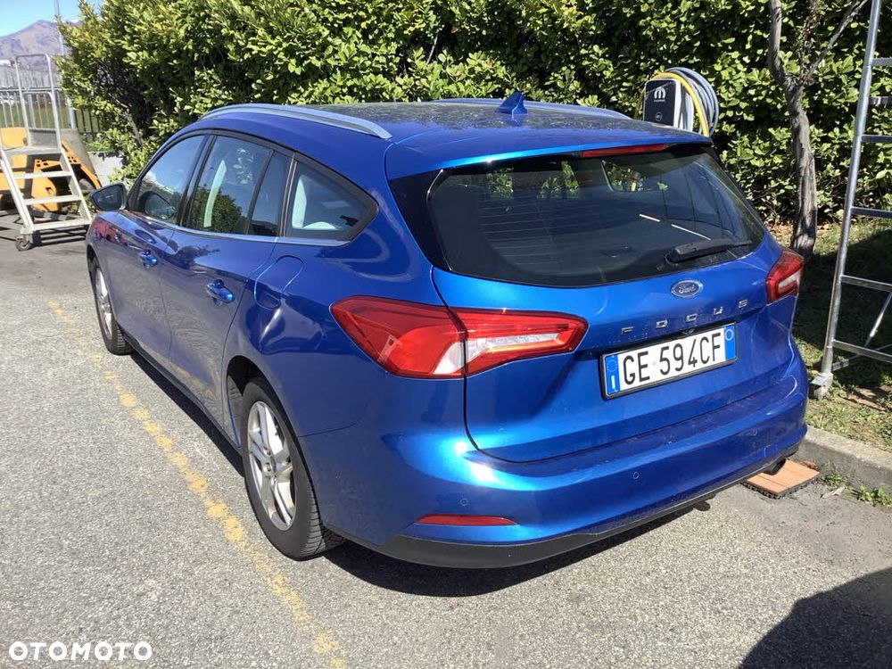 Ford Focus 1.5 EcoBlue Start-Stopp-System TITANIUM - 2