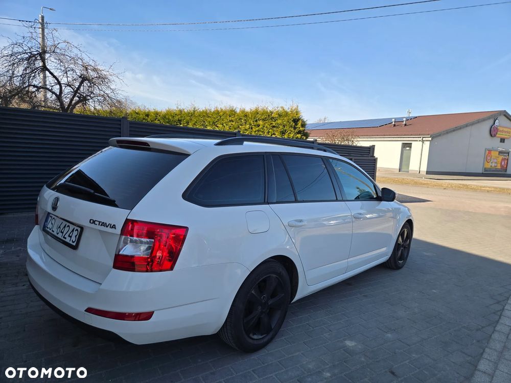 Skoda Octavia 1.6 TDI Ambition DSG - 7