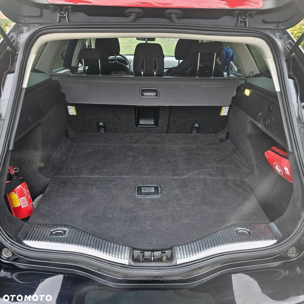 Ford Mondeo - 9