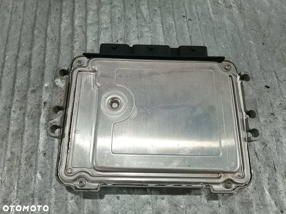 KOMPUTER, STEROWNIK RENAULT MEGANE II 8200391966  1.9 - 3