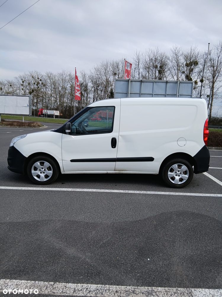Opel Combo - 4