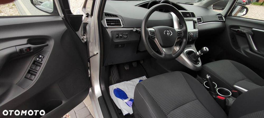 Toyota Verso 1.6 D-4D 7-Sitzer Start/Stop Skyview Edition - 21