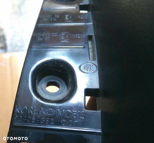 KIA NIRO LED 16+ PRAWA TYLNA LAMPA ORYINAŁ 92402-G51 - 4
