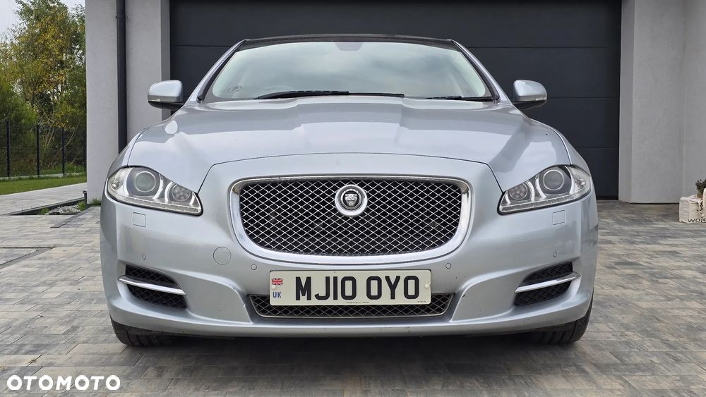 Jaguar XJ 3.0 D V6 Luxury - 2