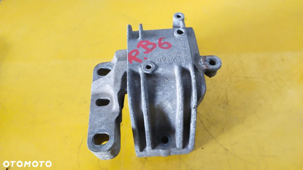 VW PASSAT  B6 PODUSZKA SILNIKA 1K0199262P - 2