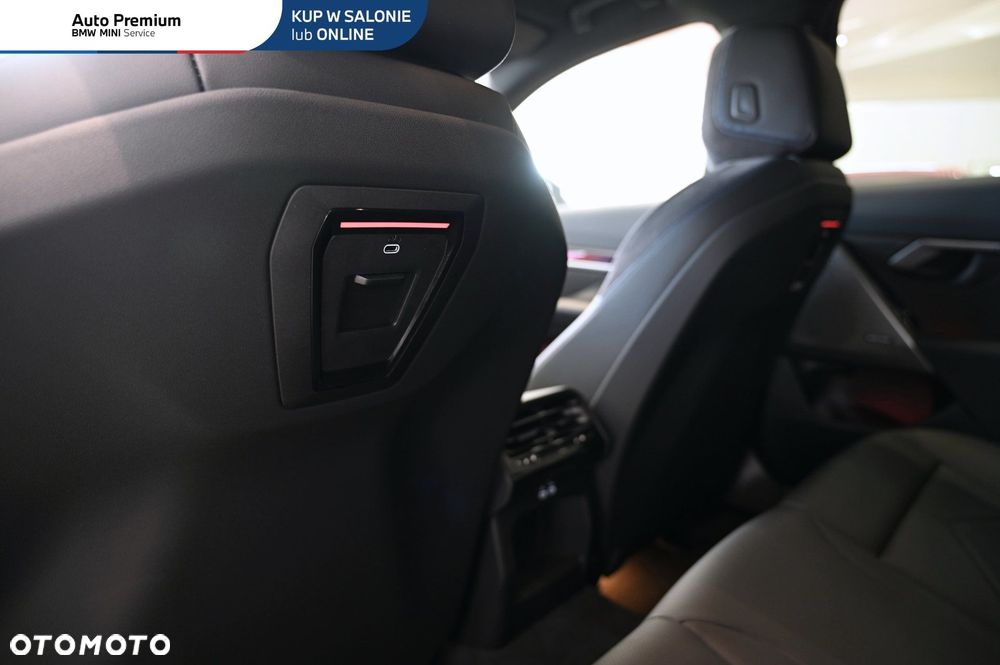 BMW Seria 5 520d xDrive - 17