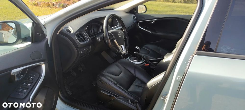 Volvo V40 D2 Momentum - 15