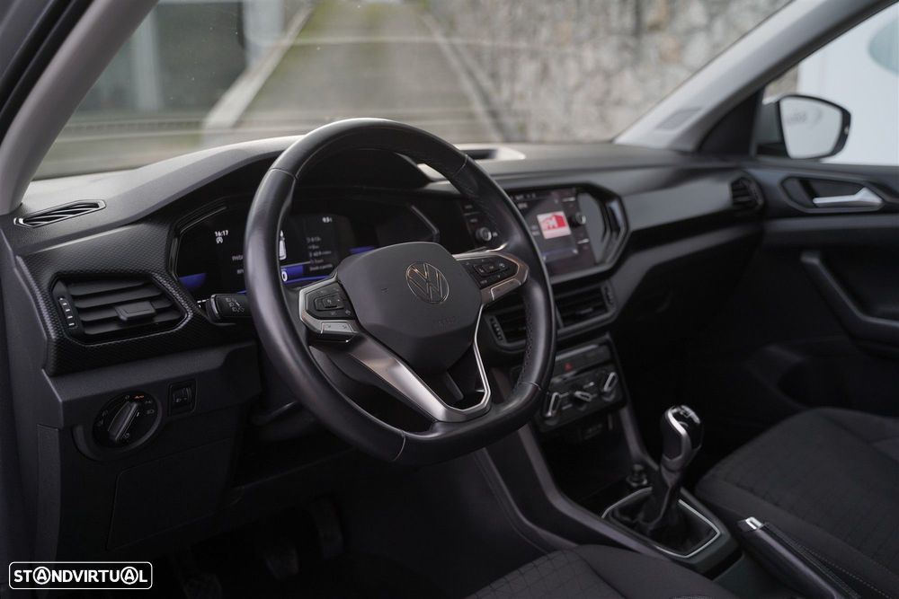 VW T-Cross 1.0 TSI BlackStyle - 28