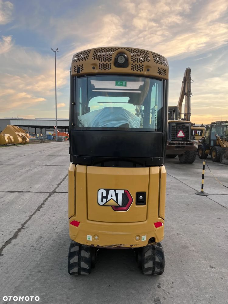 Caterpillar 301.8 - 5