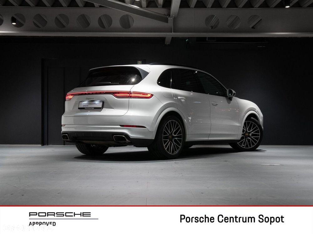 Porsche Cayenne Standard - 5
