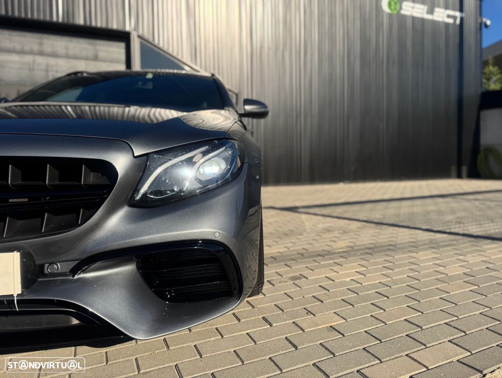Mercedes-Benz E 220 d T 9G-TRONIC AMG Line - 8