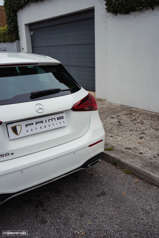 Mercedes-Benz A 250 e AMG Line - 13