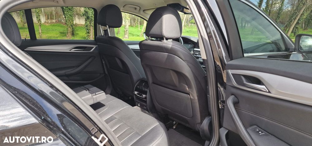 BMW Seria 5 520d AT MHEV - 14