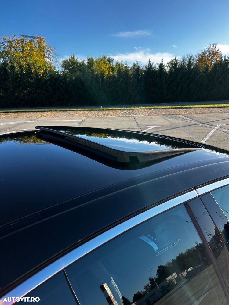 Mercedes-Benz C 300 4Matic T 9G-TRONIC Avantgarde Advanced - 11