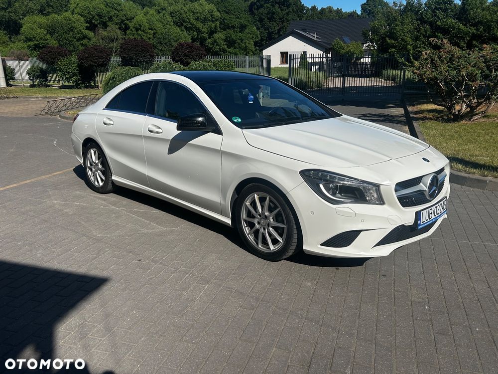Mercedes-Benz CLA 180 BlueEffICIENCY Edition - 1