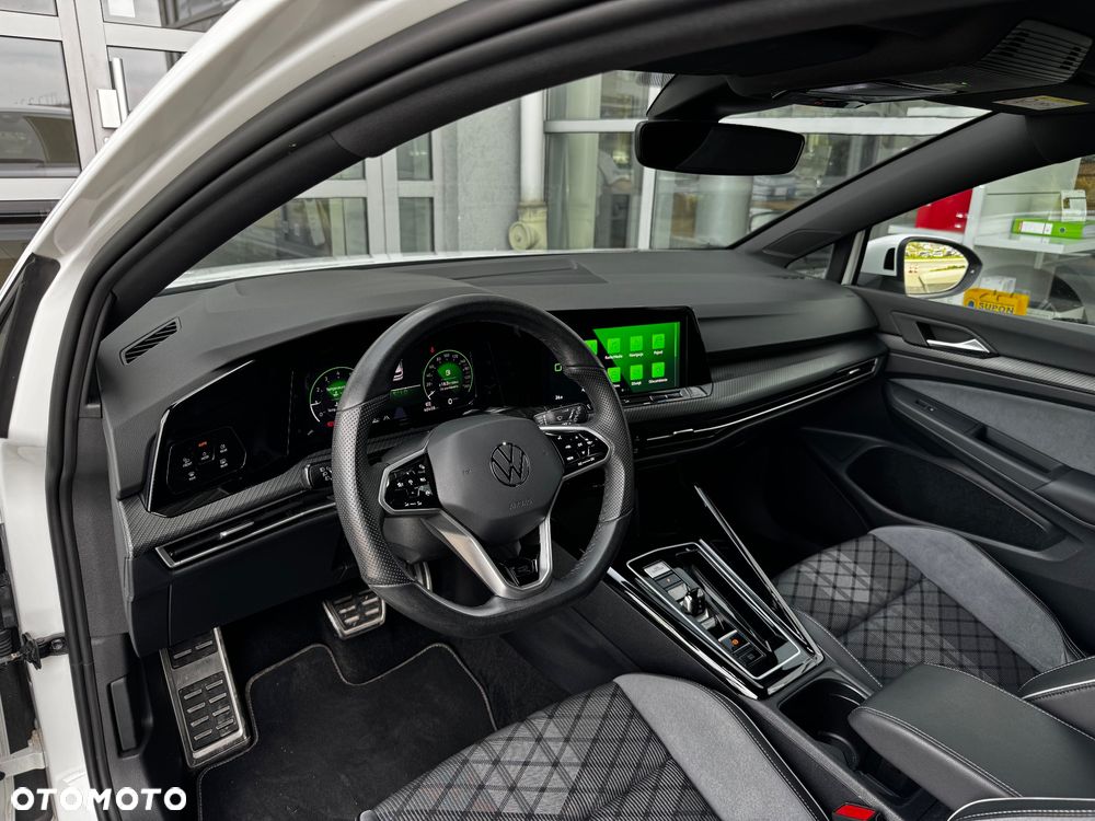 Volkswagen Golf 1.5 eTSI mHEV R-Line DSG - 9