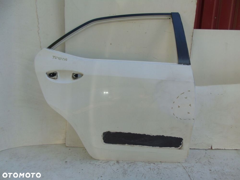 Toyota Corolla E16 prawe drzwi 24154014 - 1