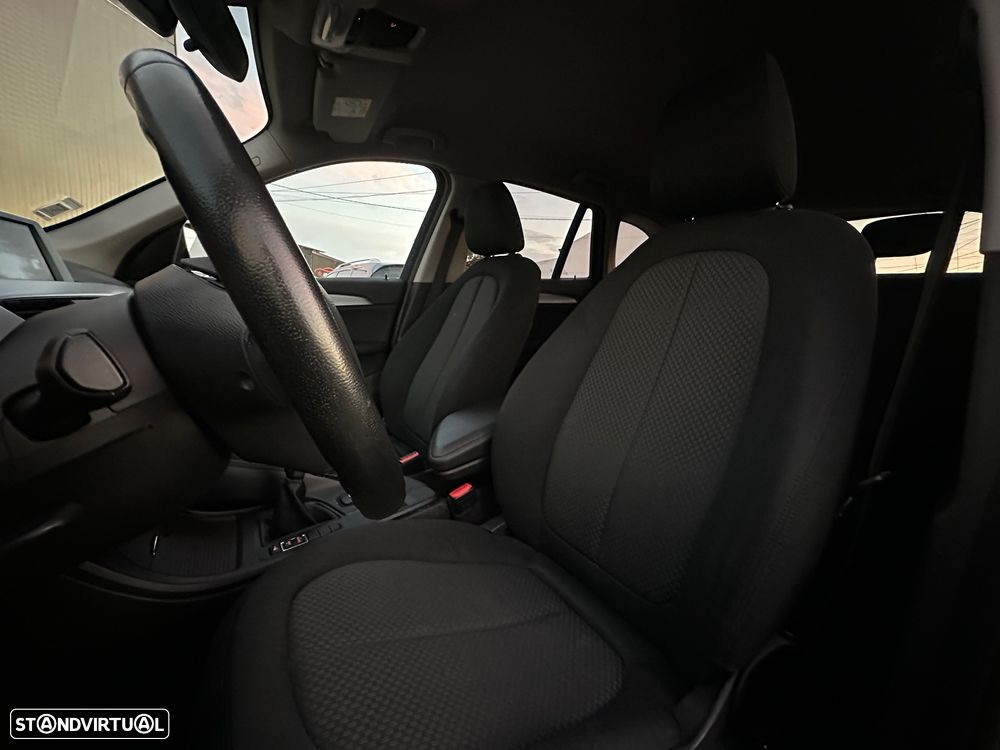 BMW X1 16 d sDrive - 8