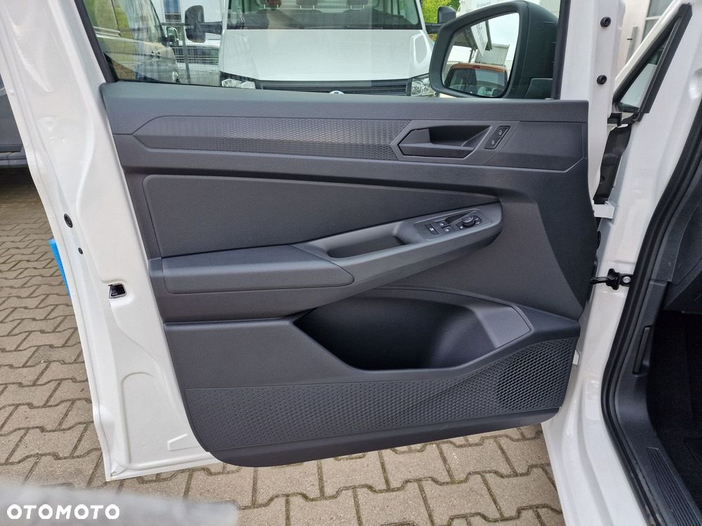 Volkswagen Caddy Maxi Cargo 2.0 TDI Manual - 10