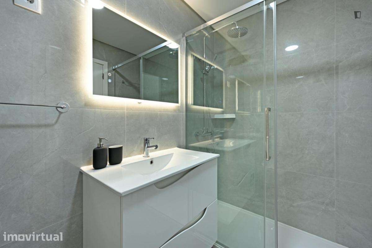 Apartamento com 2 quartos - localizado em Sé de Braga e São Lázaro... - Grande imagem: 2/10