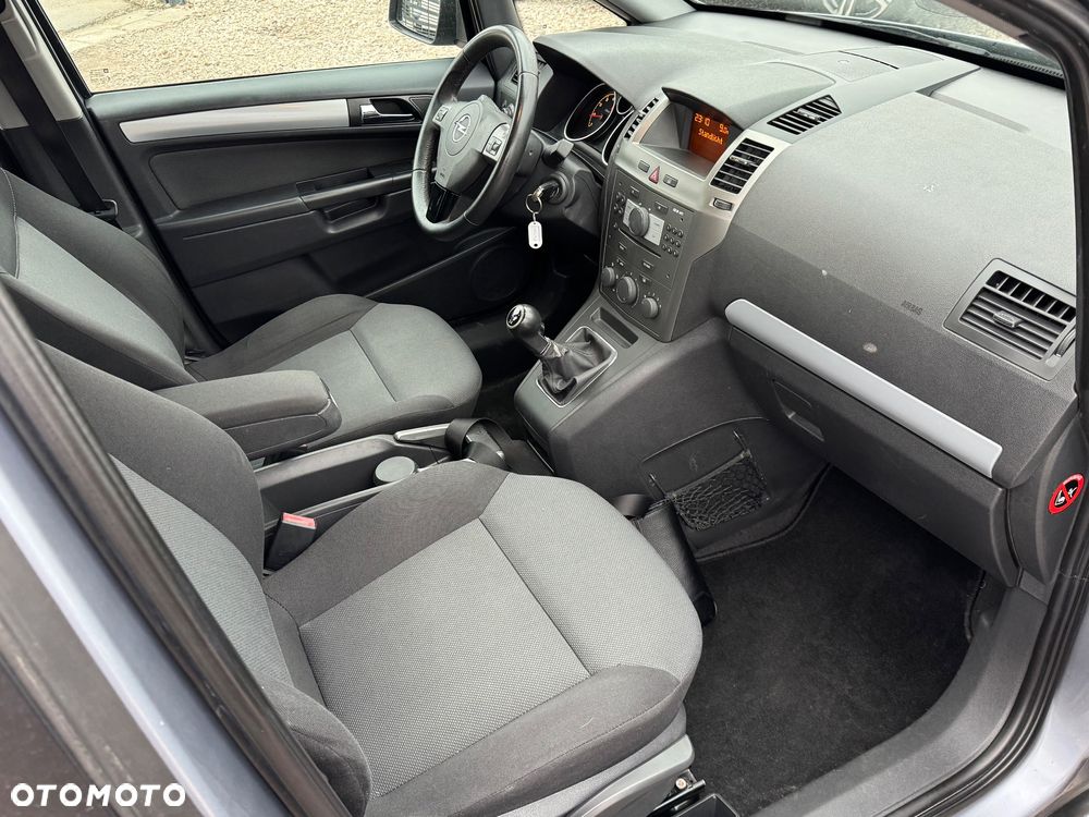 Opel Zafira - 7