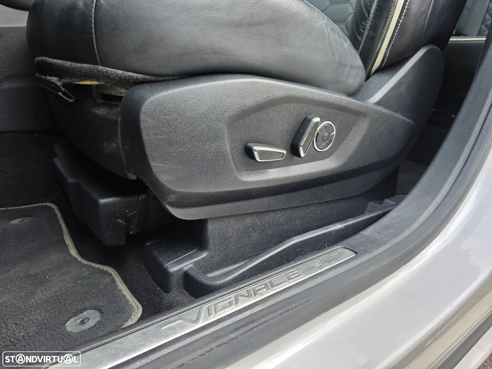 Ford S-Max 2.0 TDCi Vignale Powershift - 41