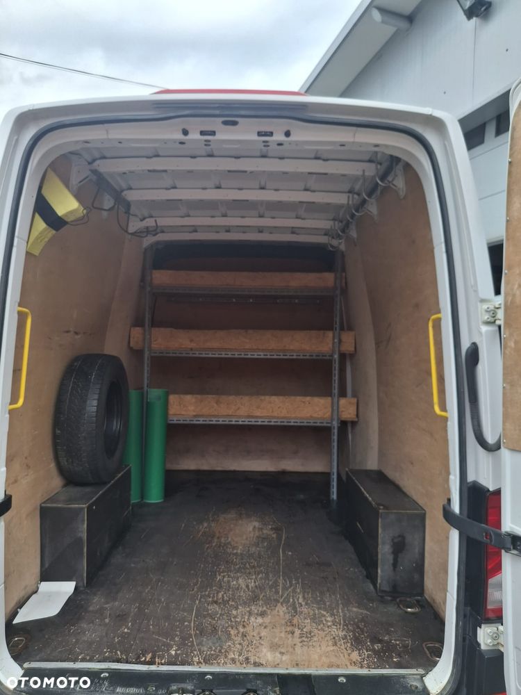 Volkswagen Crafter - 16