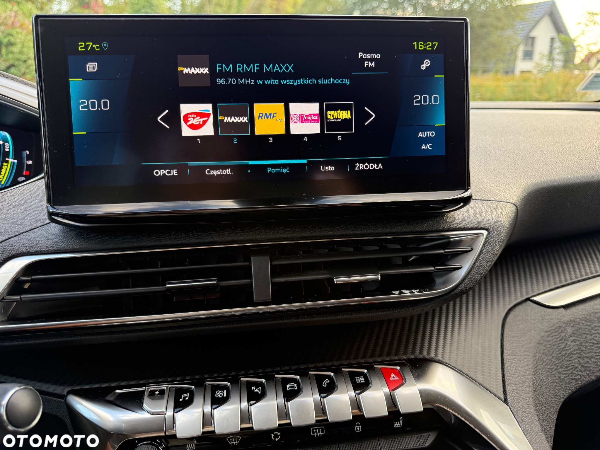 Peugeot 3008 1.6 PureTech HYbrid Allure S&S EAT8 - 16