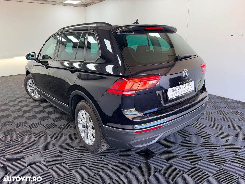Volkswagen Tiguan 2.0 TDI DSG Life - 28