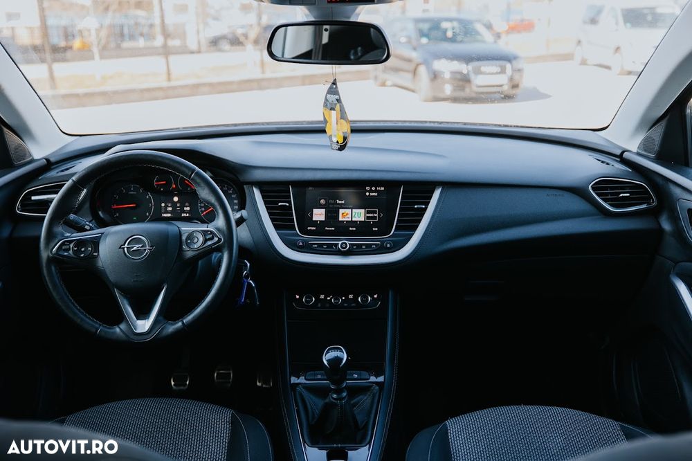 Opel Grandland X 1.2 Start/Stop Business INNOVATION - 11