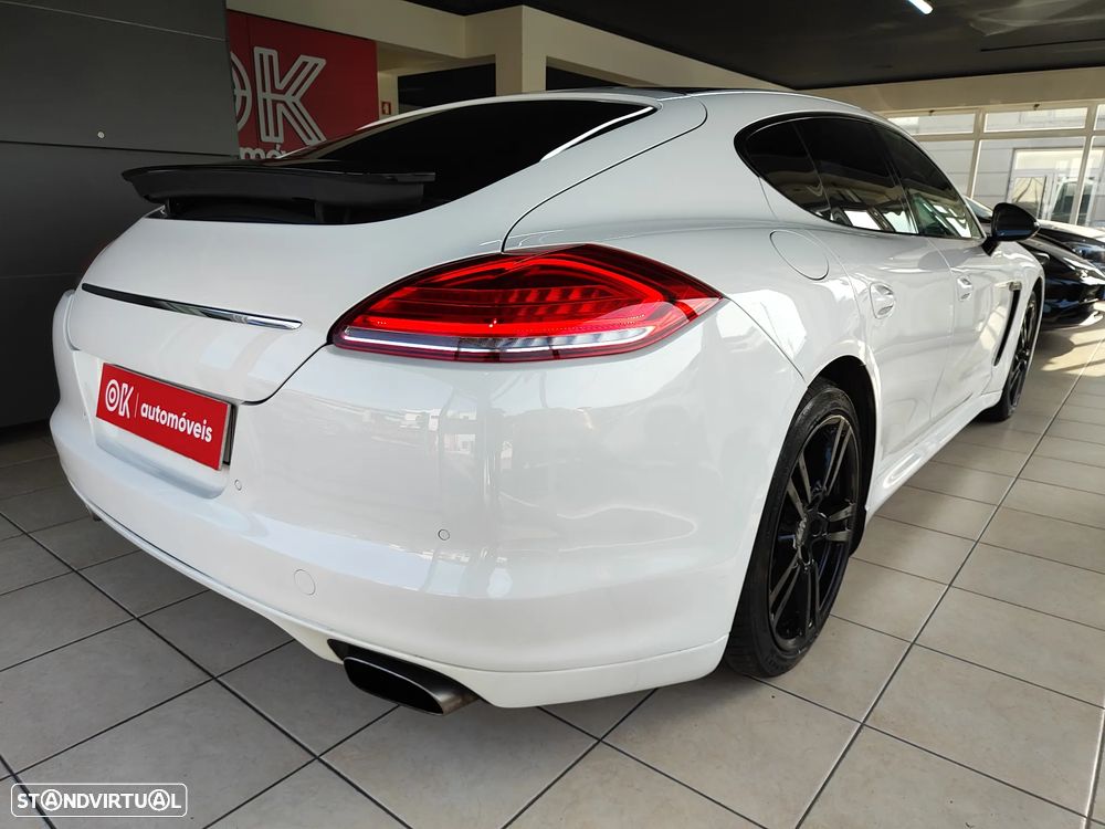 Porsche Panamera Platinum Edition - 12