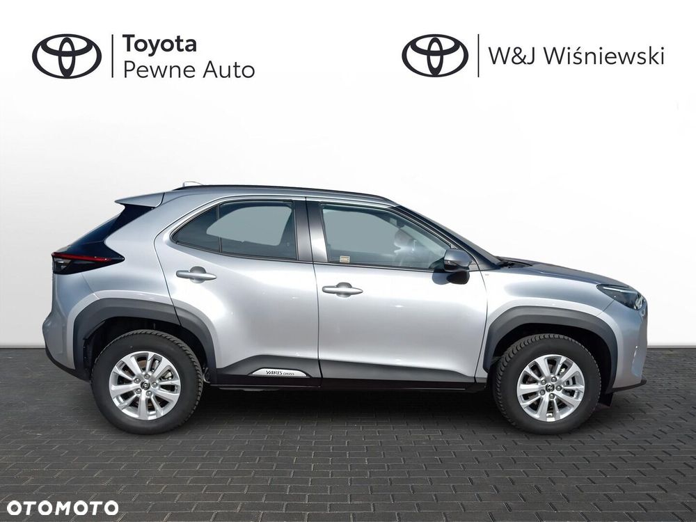 Toyota Yaris Cross Hybrid 1.5 Comfort - 24