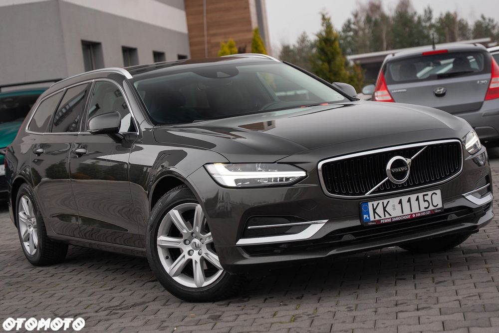 Volvo V90 D3 Geartronic Momentum Pro - 4