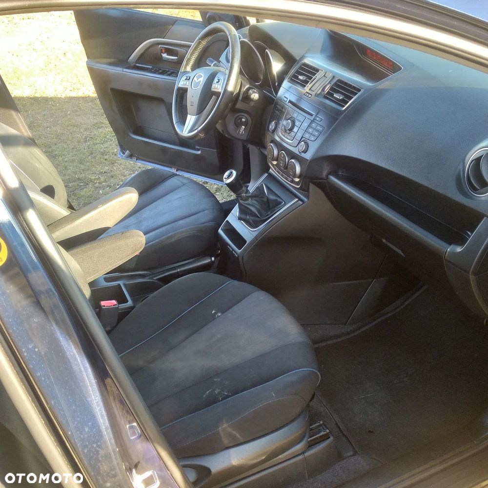 Mazda 5 - 4