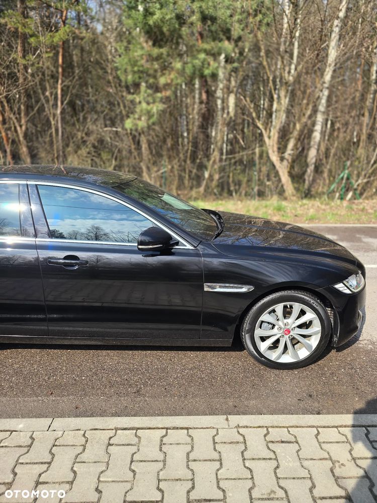 Jaguar XF 20d AWD Prestige - 13