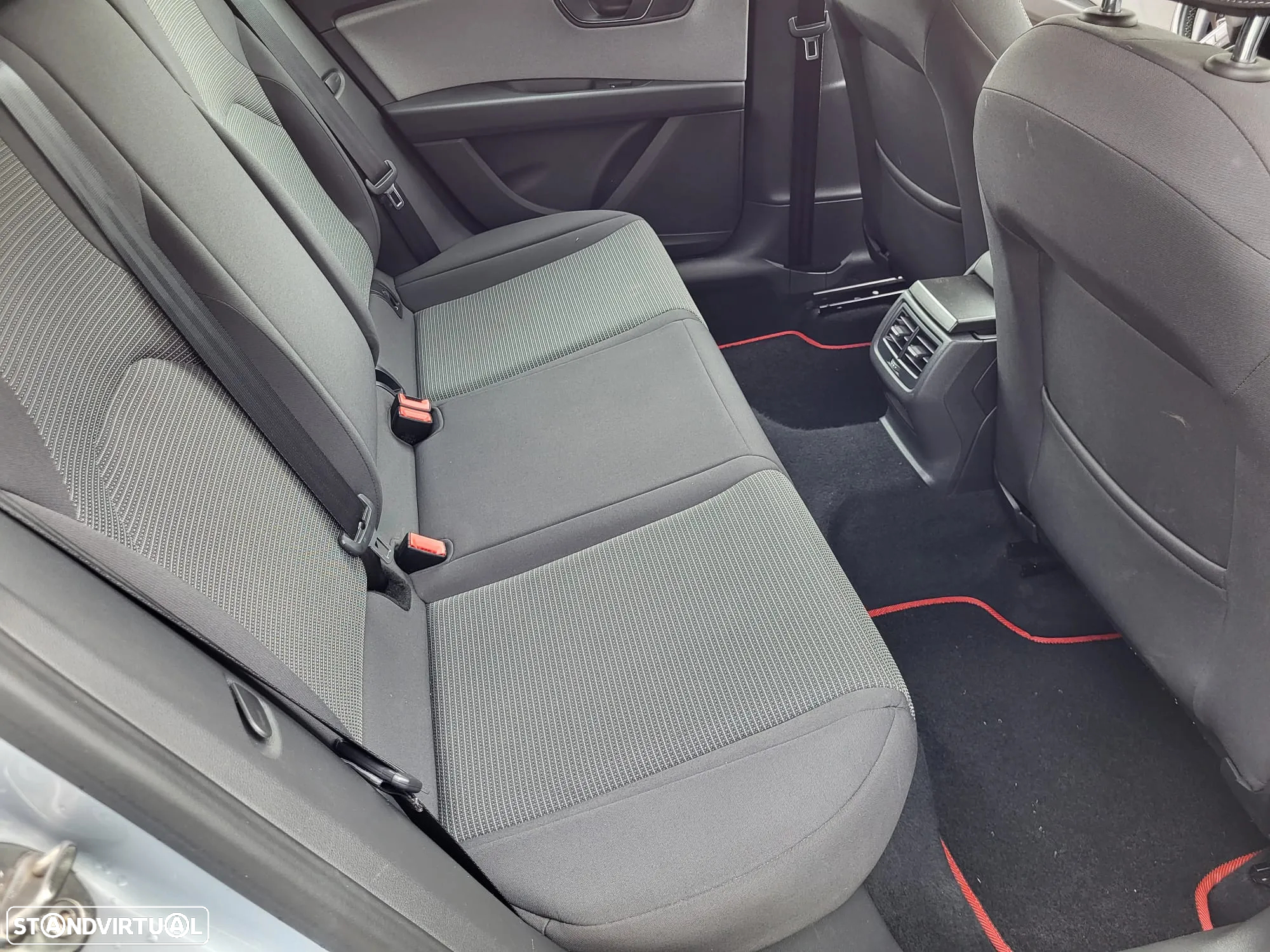 SEAT Leon 1.2 TSI S&S Style - 33