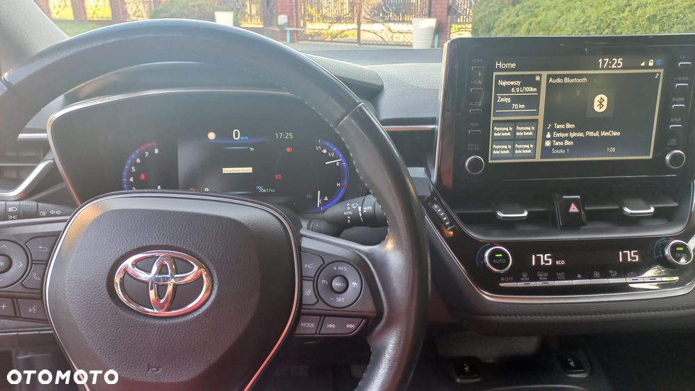 Toyota Corolla 1.6 Comfort MS - 12