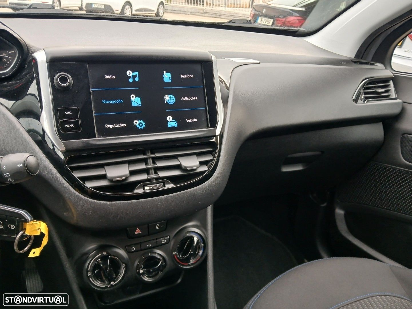 Peugeot 208 1.5 BlueHDi Signature - 27