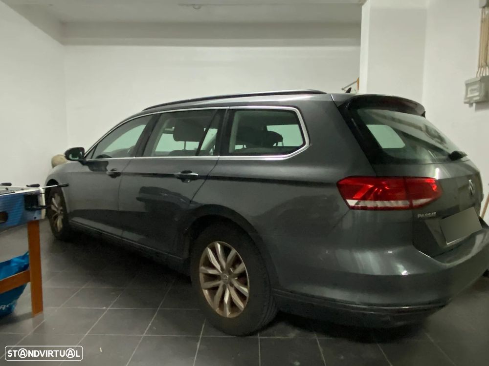 VW Passat 2.0 TDI Confortline - 2