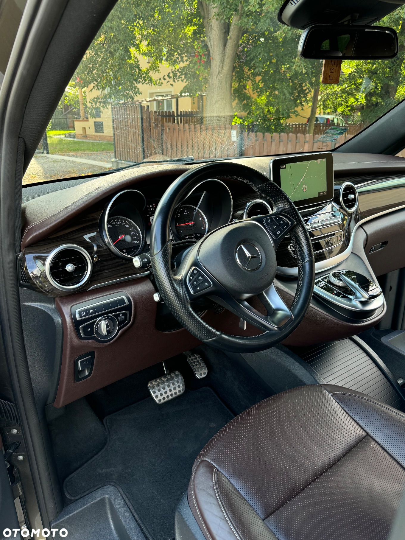 Mercedes-Benz Klasa V 250 d 4-Matic 7G-Tronic (d³ugi) - 10